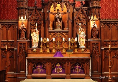 Le maître-autel de l'Église-Cathédrale