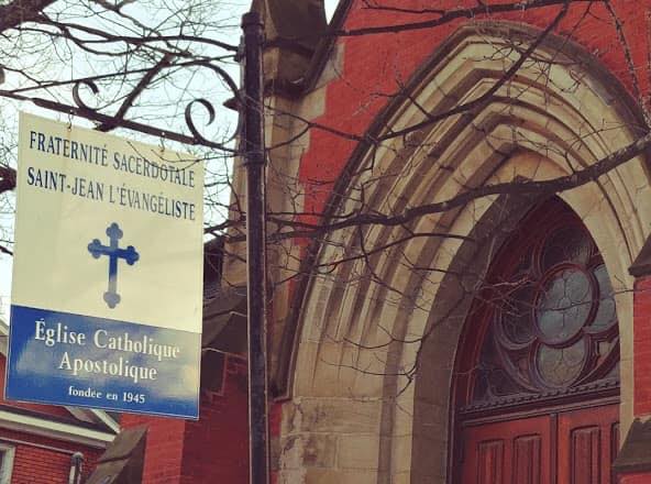 Façade de l'Église-Cathédrale