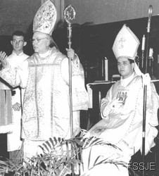 Dom Luis Fernando Castillo Mendez - consacré par Dom Carlos Duarte Costa