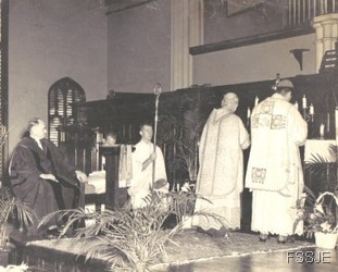 Première messe célébrée par - Dom Luis Fernando Castillo Mendez